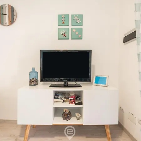 Semesterbostad Casa Vittoria - A Cozy Townhouse With Outdoor Spaces