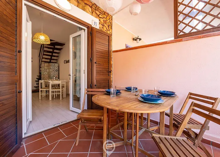 Casa Vittoria - A Cozy Townhouse With Outdoor Spaces 펜션