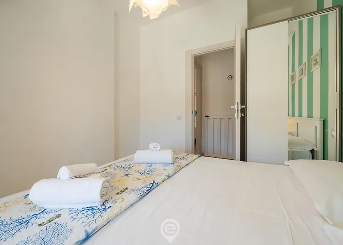 Casa Vittoria - A Cozy Townhouse With Outdoor Spaces