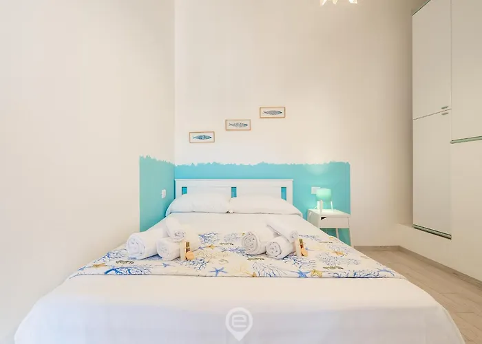 펜션 Casa Vittoria - A Cozy Townhouse With Outdoor Spaces 빌라시미우스