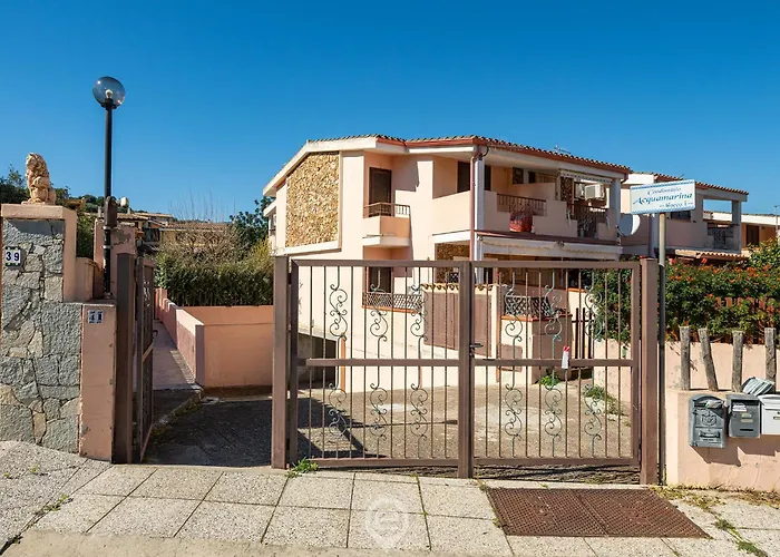 Casa Vittoria - A Cozy Townhouse With Outdoor Spaces Villasimius